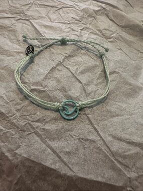 NWOT Pura Vida Mint Green/Blue Wave in Circle Cord Bracelet